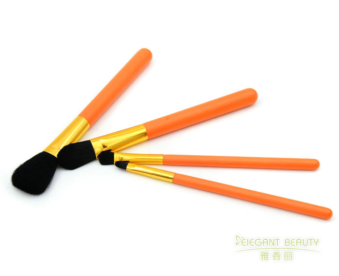 化妝刷定制:打造專屬美妝工具的新風(fēng)尚