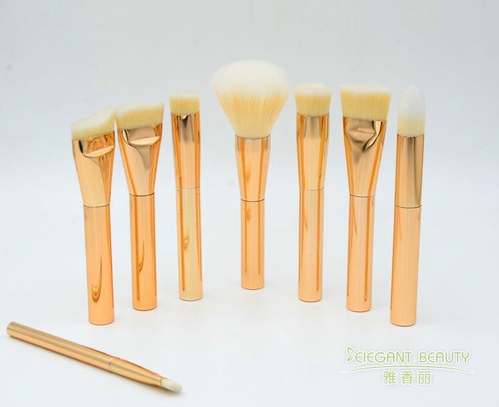 化妝刷套裝怎么選？材質、功能、品牌一篇講透